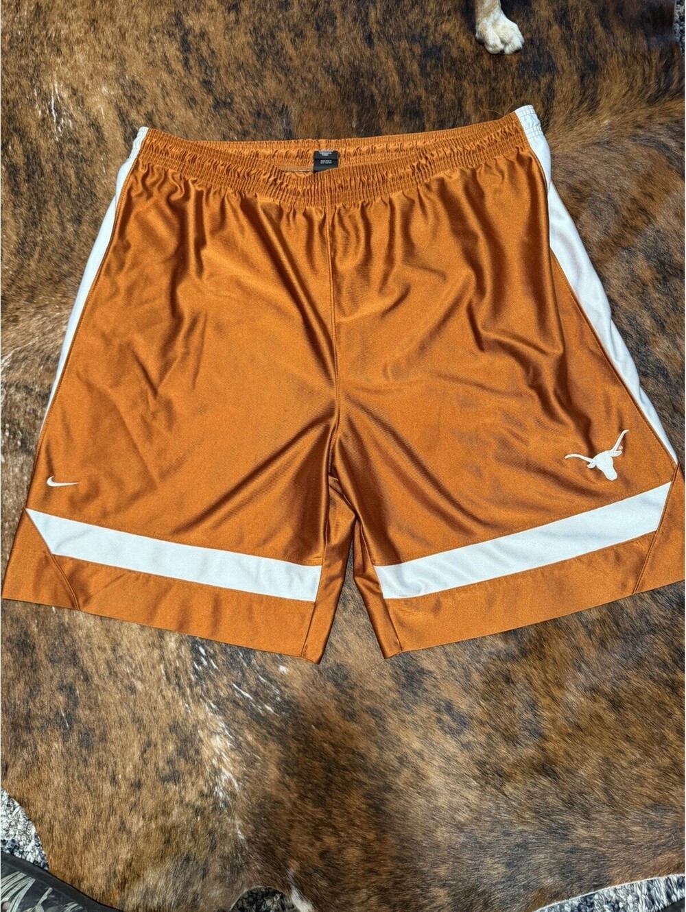 90s Nike Team Texas Longhorns Basketball Shorts Men’s XXL Burnt Orange Vintage